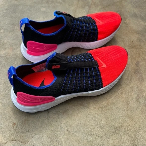 Nike Epic Phantom Run Flyknit 2 Road No Lace Running Shoes Women's 6.5 NWOB - Picture 1 of 9